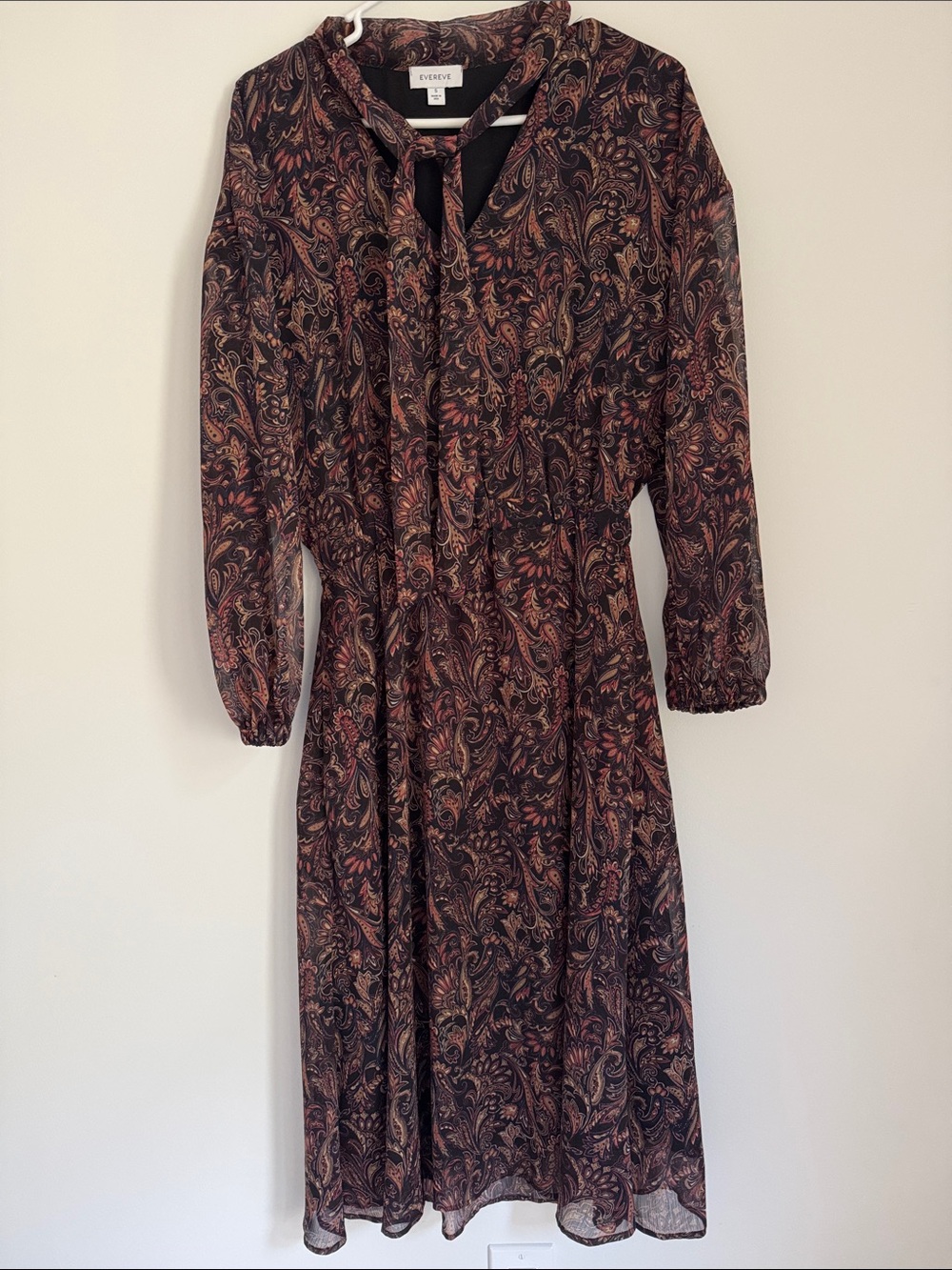Evereve Black Paisley Midi Tie-Neck Dress